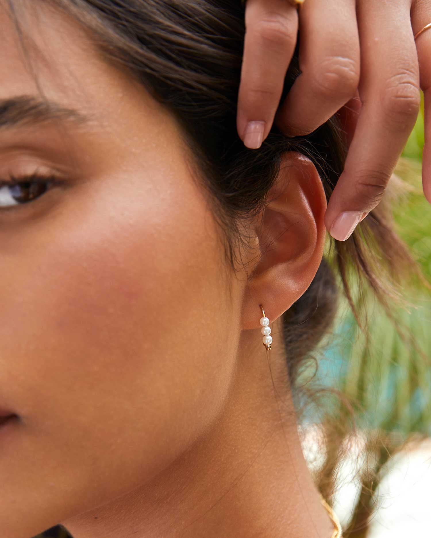 Tres Pearl Earring - Image 3